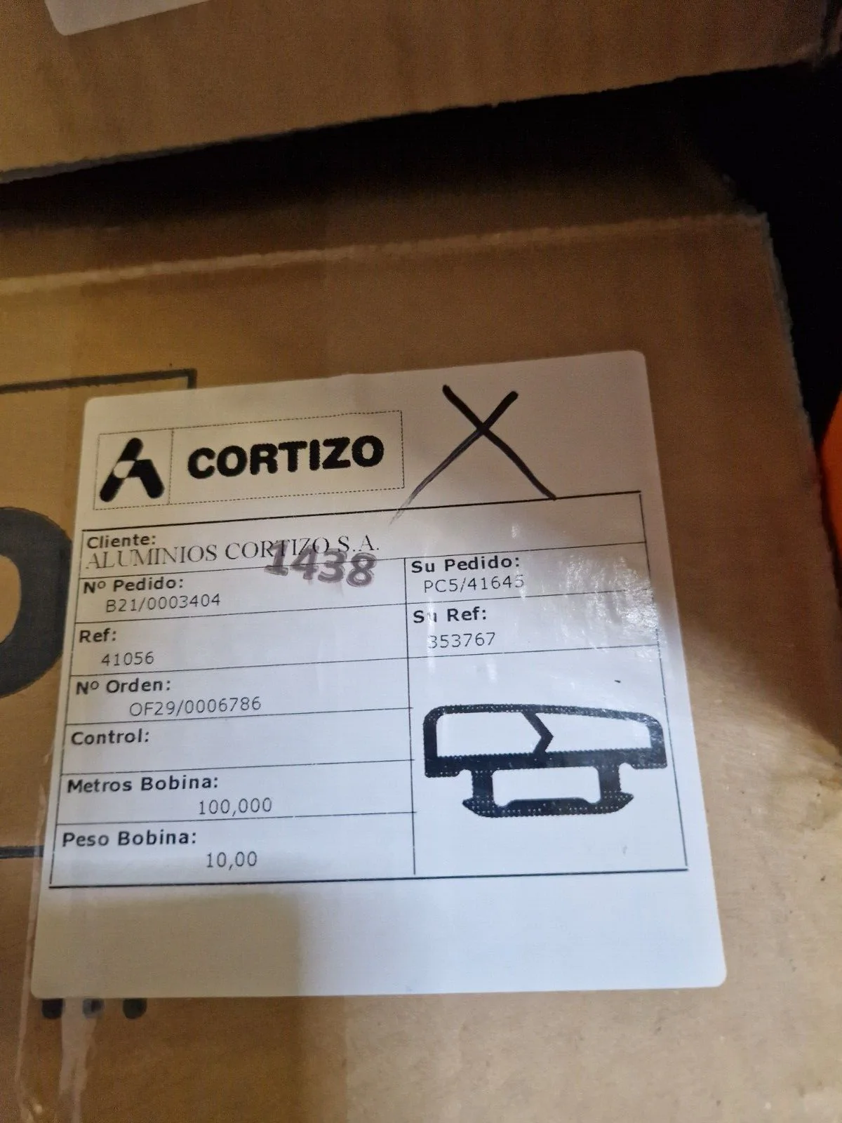 Cortizo Bifold Door  Gasket  - 353767-5 meter length-for Bifold aluminium doors - Image 3